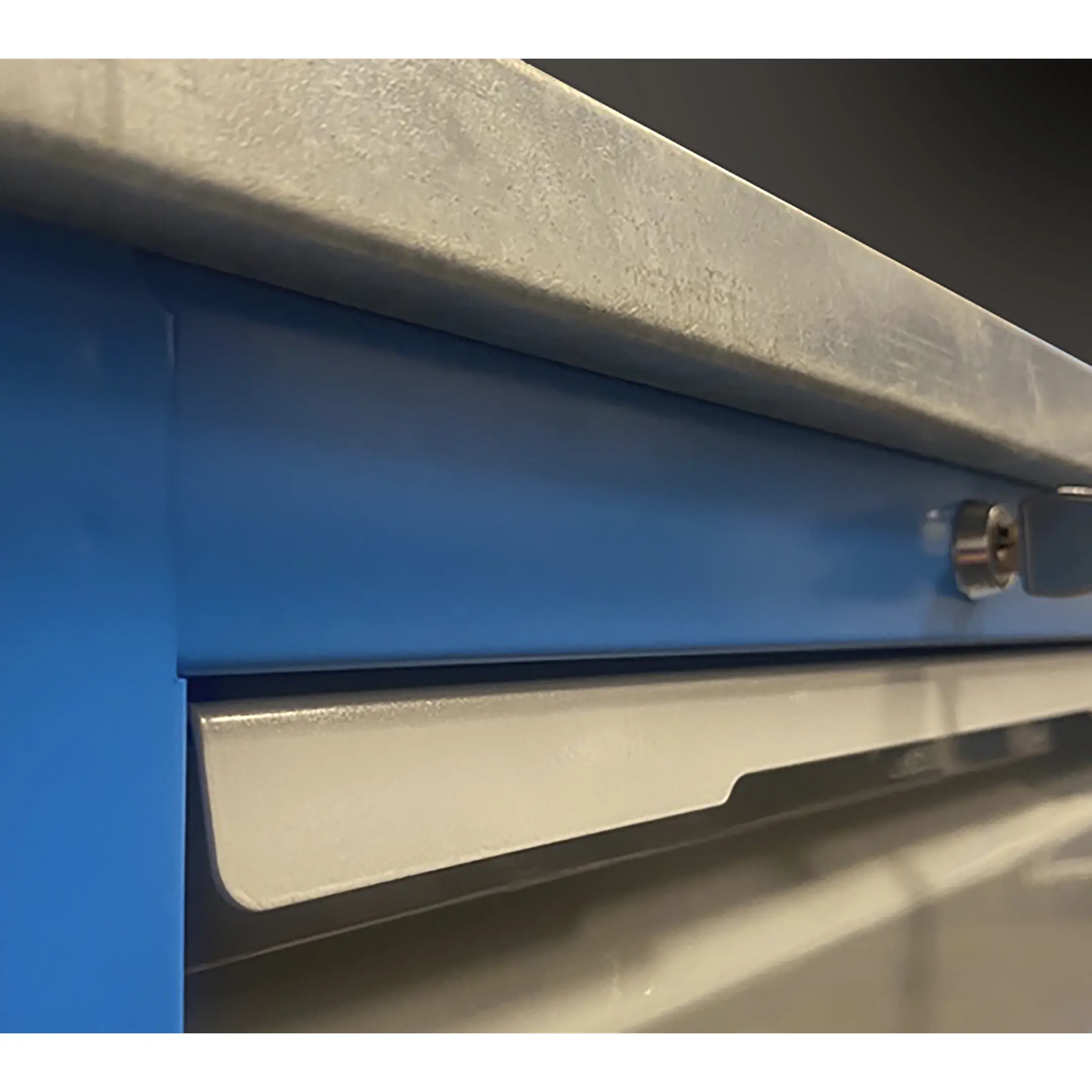 тумба инструментальная tnc p3.с