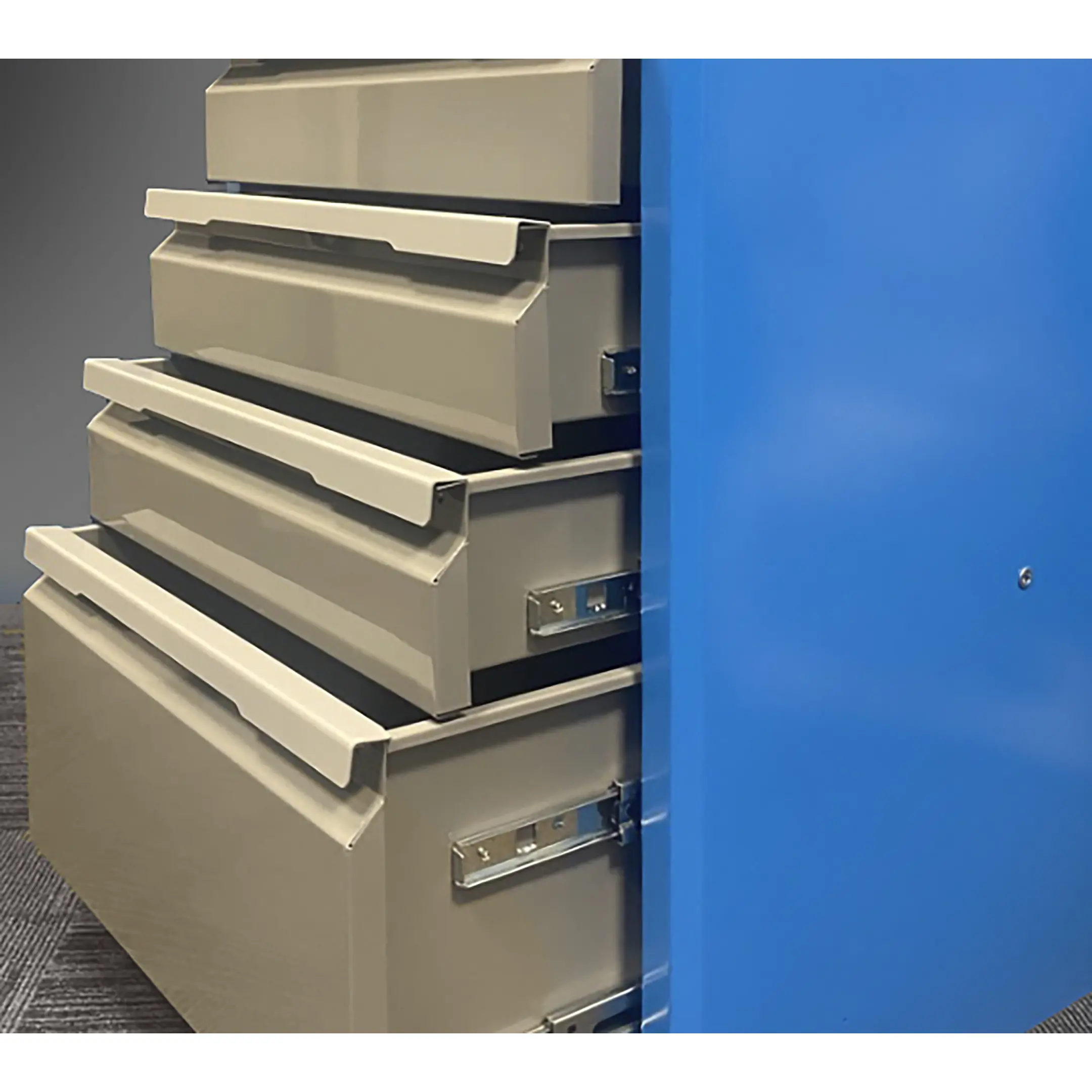 тумба инструментальная tnc p3.с